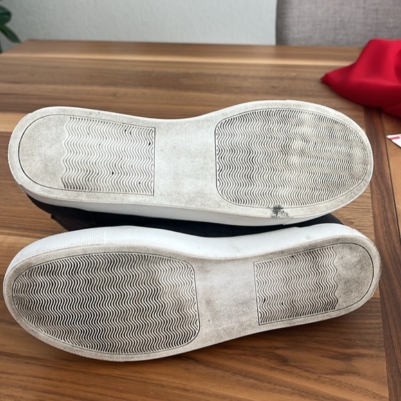 Jenny Quilted Hidden Wedge Sneaker
Excellent condition - Picture 7 of 9